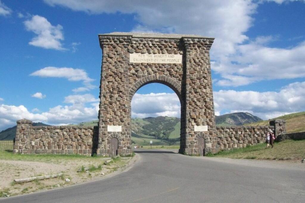 Parkway Yellowstone Guest House Apartment #3 Gardiner Luaran gambar